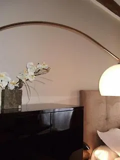 Du Louvre 2*
