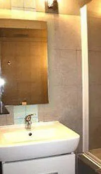 Du Louvre Apartmanhotel