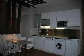 Du Louvre Lägenhetshotell 2*